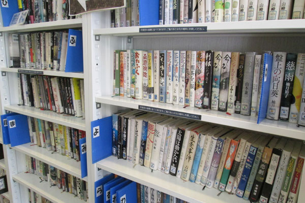 図書コーナーの写真